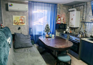 Дом 120м&sup2;, 3-этажный, участок 4 сот.  