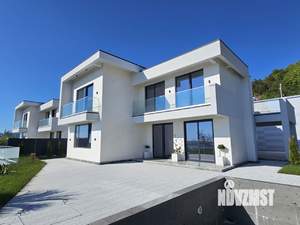 Дом 270м², 2-этажный, участок 7 сот.  