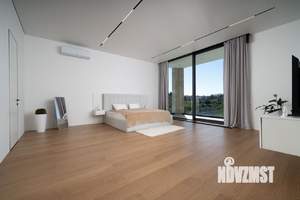 Коттедж 300м², 2-этажный, участок 5 сот.  