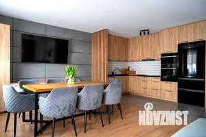 Коттедж 250м², 2-этажный, участок 9 сот.  