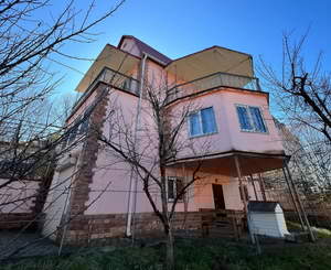 Дом 291м², 4-этажный, участок 7 сот.  