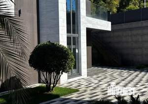 Коттедж 240м², 2-этажный, участок 6 сот.  