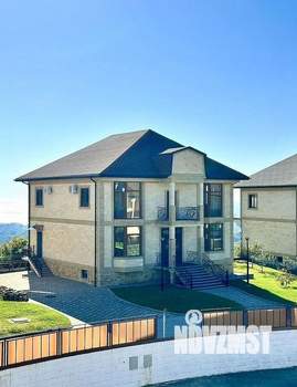 Дом 300м², 2-этажный, участок 8 сот.  