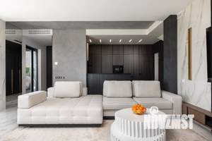 Дом 300м&sup2;, 2-этажный, участок 8 сот.  