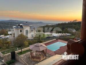 Дом 350м&sup2;, 3-этажный, участок 20 сот.  