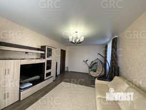 Дом 435м&sup2;, 3-этажный, участок 7 сот.  