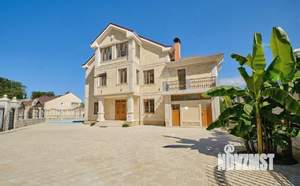 Коттедж 450м², 3-этажный, участок 20 сот.  