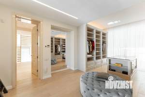 Дом 720м², 4-этажный, участок 17 сот.  