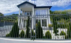 Дом 140м², 2-этажный, участок 4 сот.  