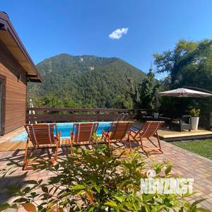 Дом 250м², 2-этажный, участок 10 сот.  