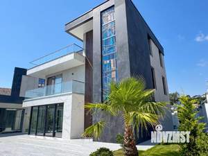 Дом 260м&sup2;, 2-этажный, участок 6 сот.  