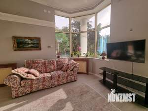 Дом 550м², 4-этажный, участок 20 сот.  