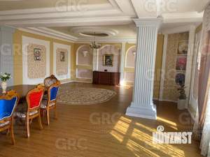 Дом 470м², 3-этажный, участок 6 сот.  