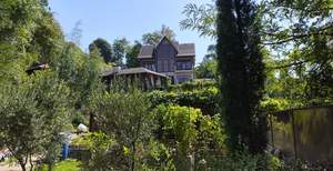 Дом 315м², 2-этажный, участок 18 сот.  