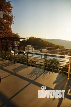 Коттедж 190м², 2-этажный, участок 6 сот.  