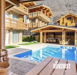 Дом 300м², 2-этажный, участок 6 сот.  