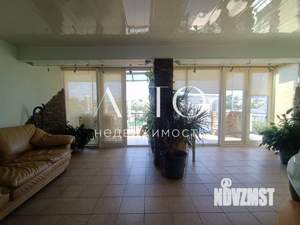 Дом 450м², 3-этажный, участок 7 сот.  