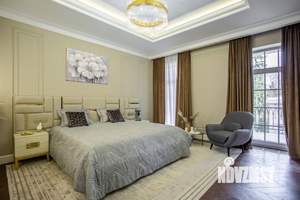 Дом 280м², 2-этажный, участок 9 сот.  