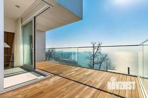 Дом 350м², 3-этажный, участок 9 сот.  