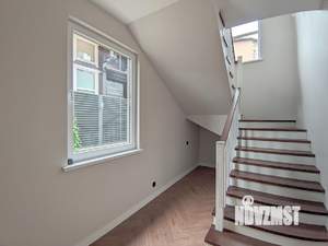 Дом 180м², 2-этажный, участок 5 сот.  