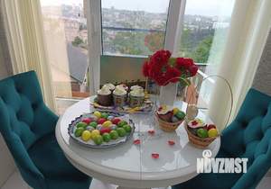 Дом 140м&sup2;, 3-этажный, участок 4 сот.  