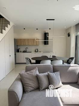 Коттедж 268м&sup2;, 2-этажный, участок 8 сот.  