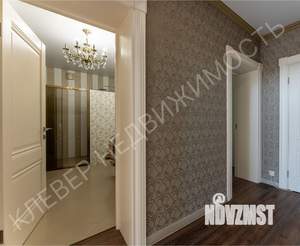 Дом 140м², 2-этажный, участок 6 сот.  