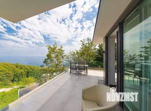 Дом 277м&sup2;, 2-этажный, участок 11 сот.  