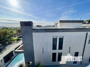 Коттедж 300м², 2-этажный, участок 6 сот.  