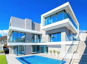 Дом 398м², 3-этажный, участок 7 сот.  