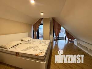 Коттедж 160м², 2-этажный, участок 5 сот.  