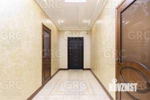 Дом 260м², 3-этажный, участок 4 сот.  