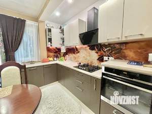 Таунхаус 160м², 4-этажный, участок 1 сот.  