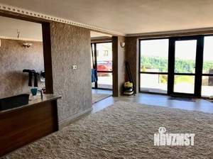 Коттедж 350м², 3-этажный, участок 15 сот.  