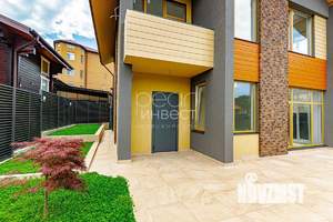 Дом 180м&sup2;, 2-этажный, участок 5 сот.  