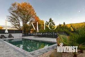 Дом 212м², 3-этажный, участок 6 сот.  