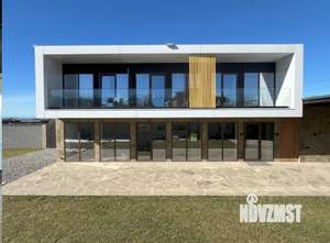 Дом 320м², 2-этажный, участок 9 сот.  