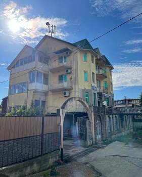 Дом 624м², 4-этажный, участок 8 сот.  