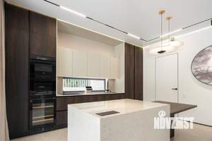 Дом 410м², 2-этажный, участок 12 сот.  