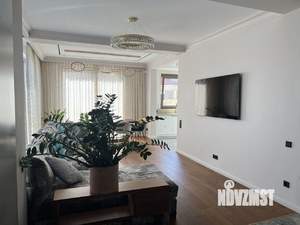 Дом 220м², 3-этажный, участок 4 сот.  