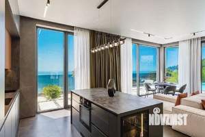 Дом 260м², 2-этажный, участок 7 сот.  