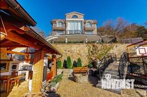 Дом 400м², 2-этажный, участок 11 сот.  