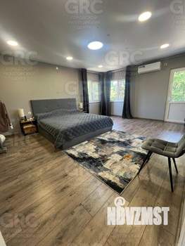 Дом 186м², 2-этажный, участок 5 сот.  