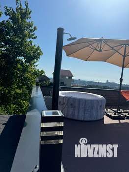 Дом 100м², 2-этажный, участок 3 сот.  