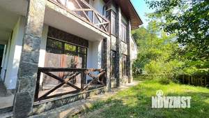 Дом 231м², 2-этажный, участок 4 сот.  