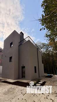 Дом 250м², 3-этажный, участок 5 сот.  