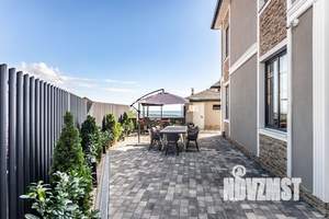 Коттедж 196м&sup2;, 2-этажный, участок 6 сот.  