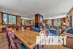 Дом 215м², 2-этажный, участок 15 сот.  