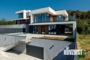 Дом 186м², 2-этажный, участок 6 сот.  