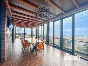 Дом 230м&sup2;, 2-этажный, участок 8 сот.  